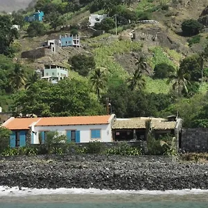 Pensión Casa Tarrafal De Monte Trigo, Seladinha